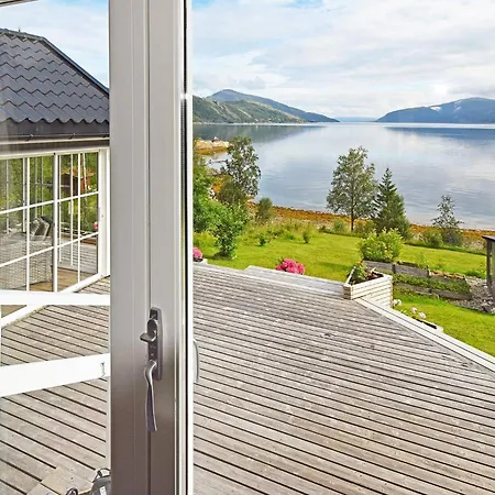 6 Person In Sandhornoy-by Traum Сasa de vacaciones Rossnes